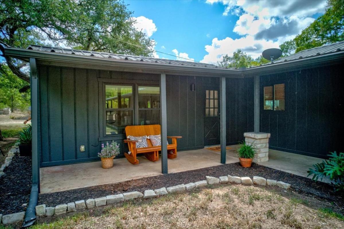 Relaxing Alpaca Ranch Mins From Downtown Wimberley Villa Dış mekan fotoğraf