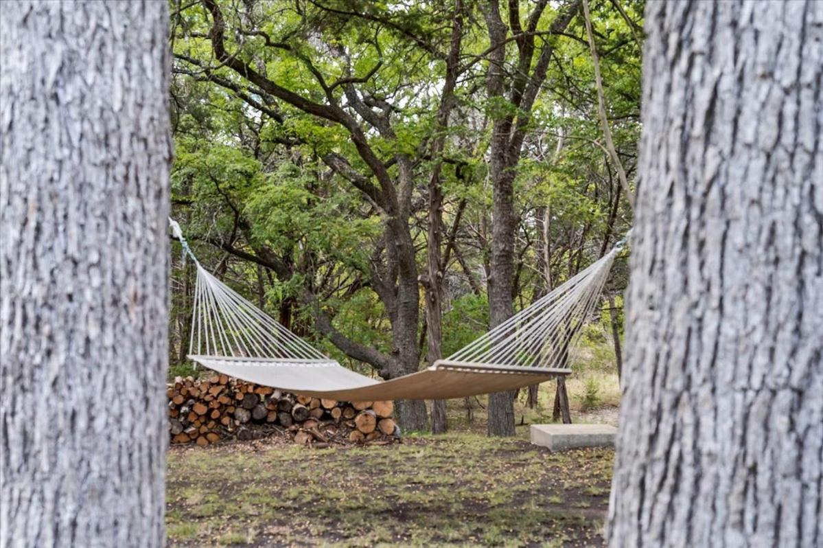 Relaxing Alpaca Ranch Mins From Downtown Wimberley Villa Dış mekan fotoğraf